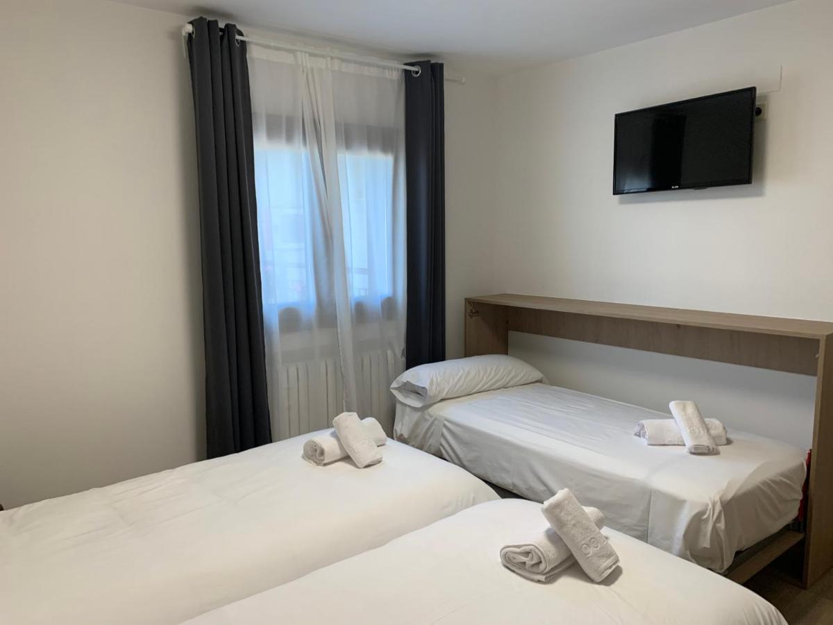 Hotel El Cobertizo Plasencia del Monte Zewnętrze zdjęcie