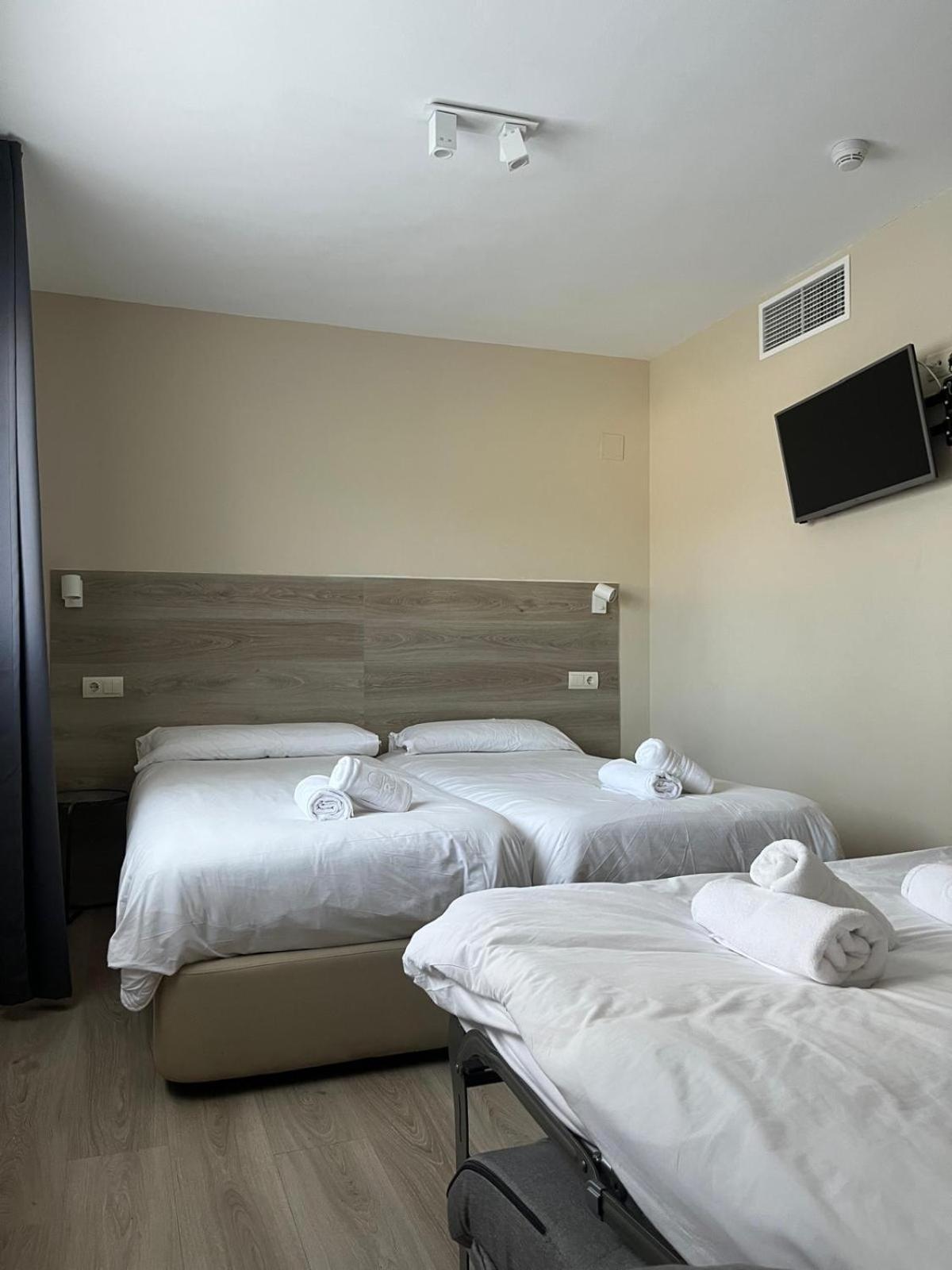 Hotel El Cobertizo Plasencia del Monte Zewnętrze zdjęcie