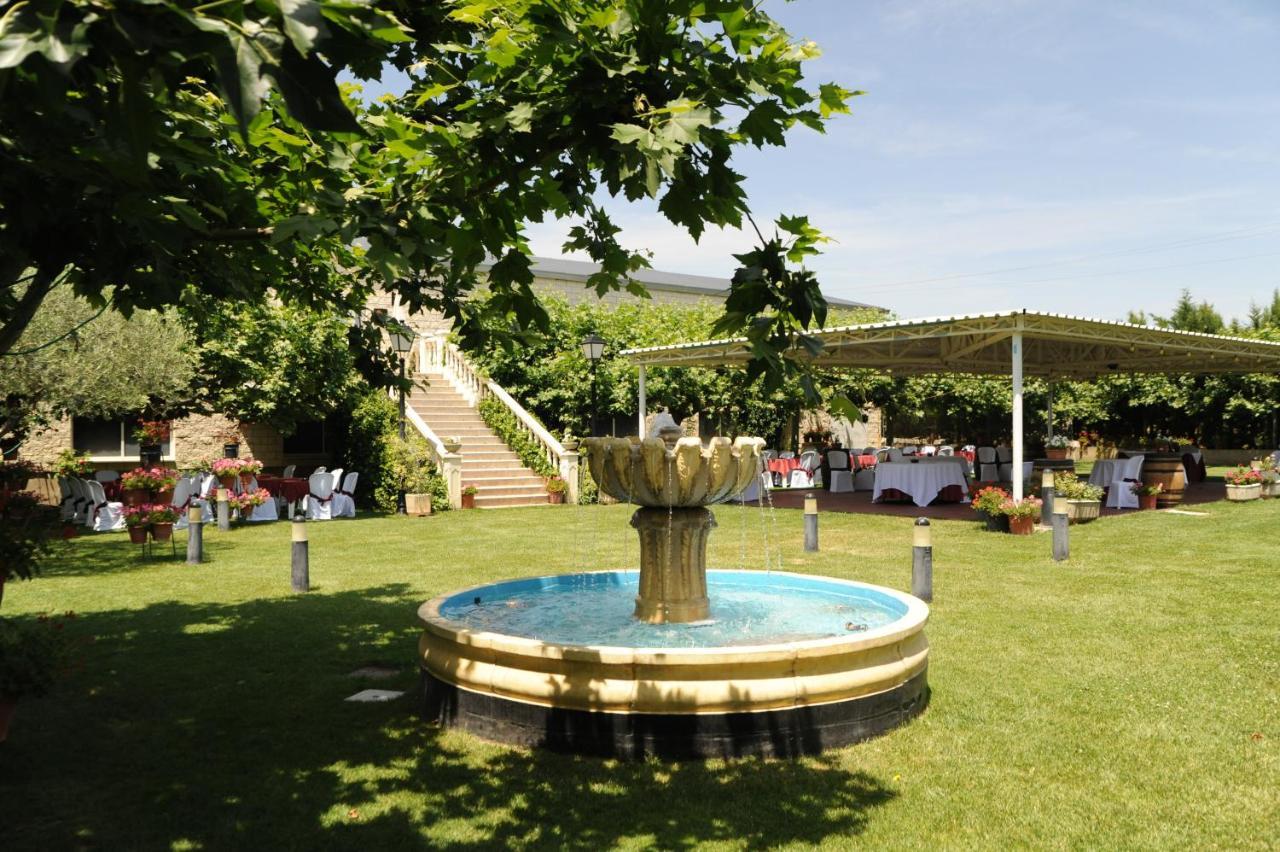 Hotel El Cobertizo Plasencia del Monte Zewnętrze zdjęcie