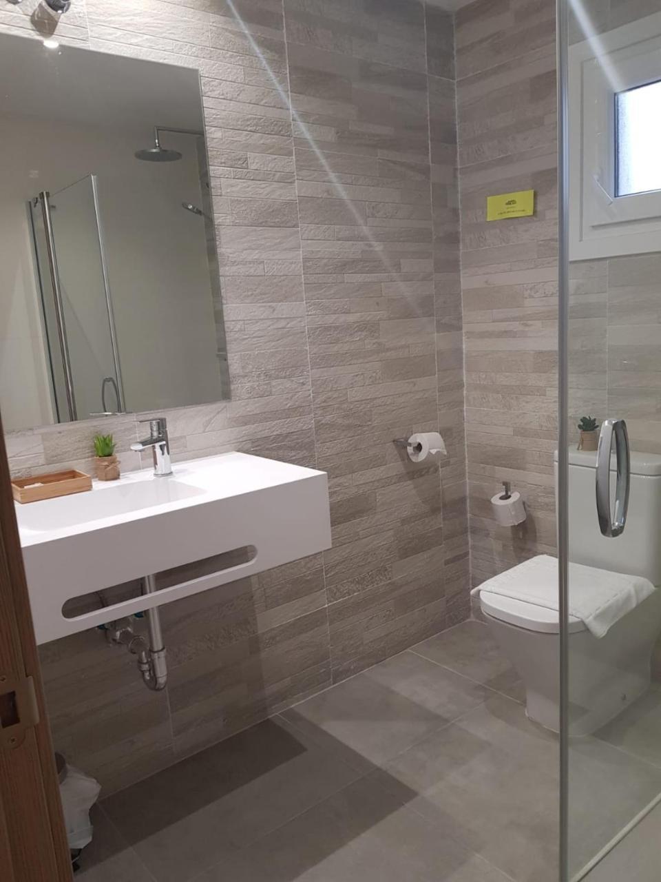 Hotel El Cobertizo Plasencia del Monte Zewnętrze zdjęcie
