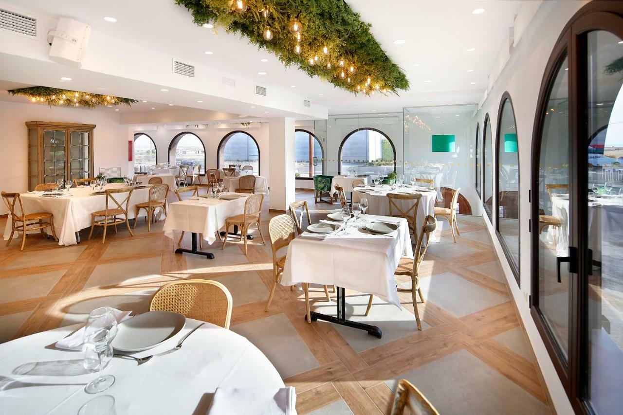 Hotel El Cobertizo Plasencia del Monte Zewnętrze zdjęcie
